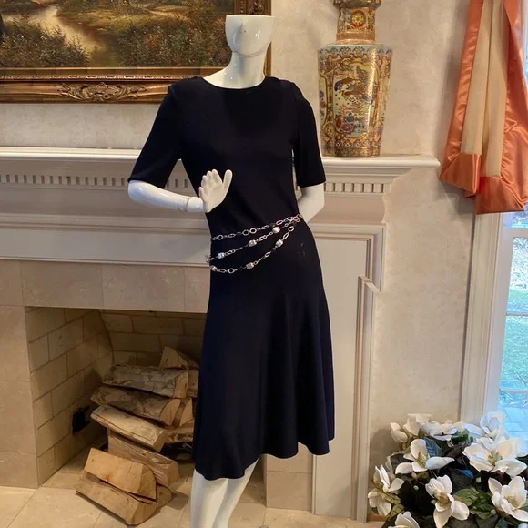 St John navy knit a-line dress. Stunning! - Picture 3 of 5